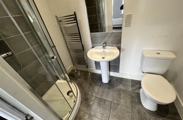 Crescent, Castlefield, Manchester - Image 3